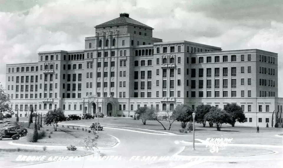 Brooke General Hospital, Fort Sam Houston, San Antonio, Texas — 1940s